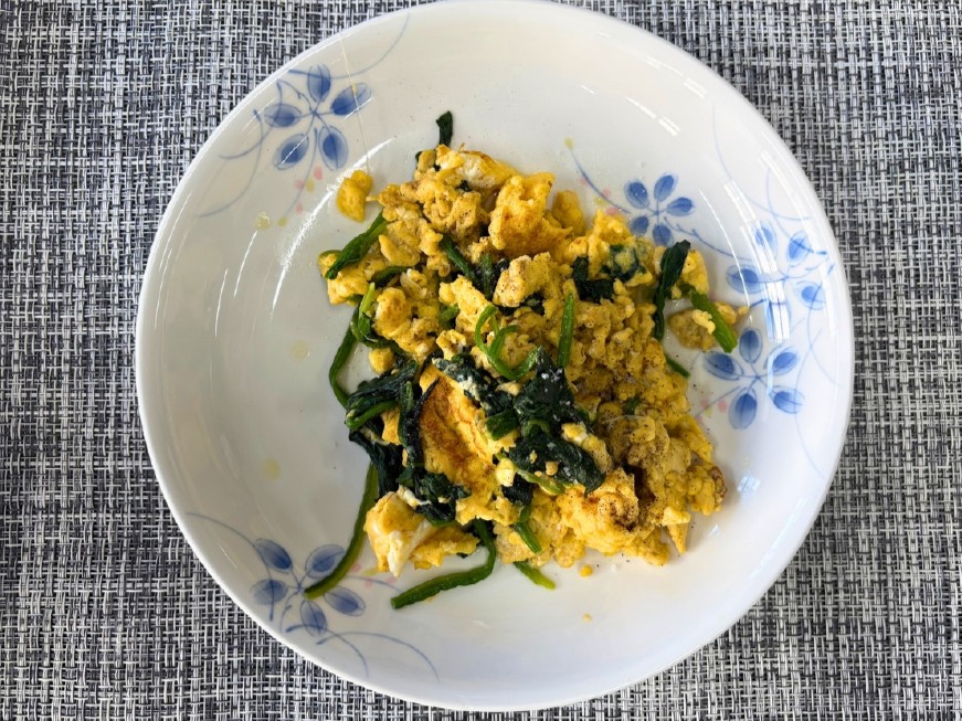 保護中: 高校生が考えた鉄がとれる簡単レシピ～ほうれん草スクランブルエッグ